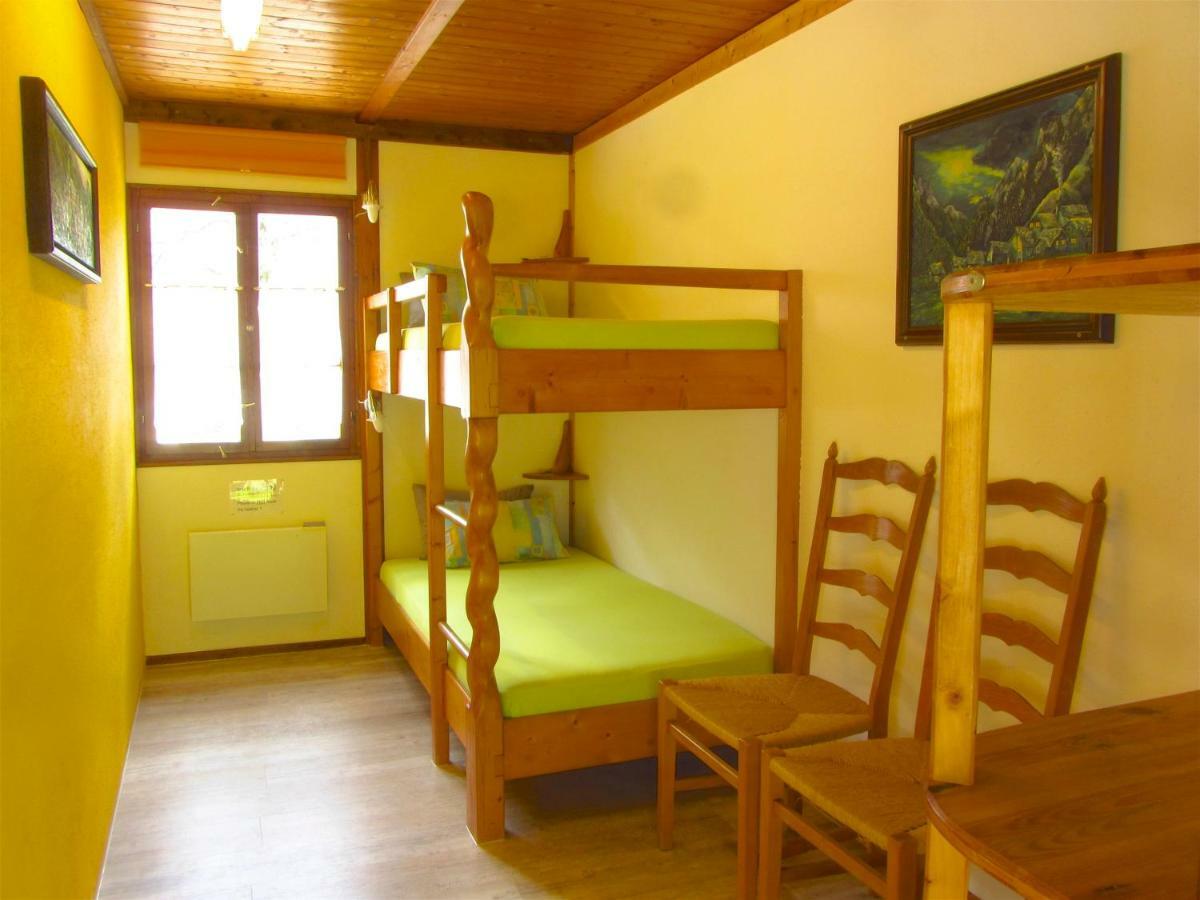 Baracca Backpacker Hostel Aurigeno ภายนอก รูปภาพ